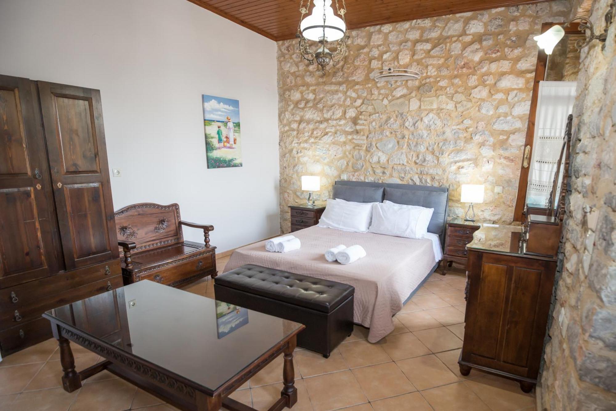 Seafront Stone Suites วอนิตซา ภายนอก รูปภาพ
