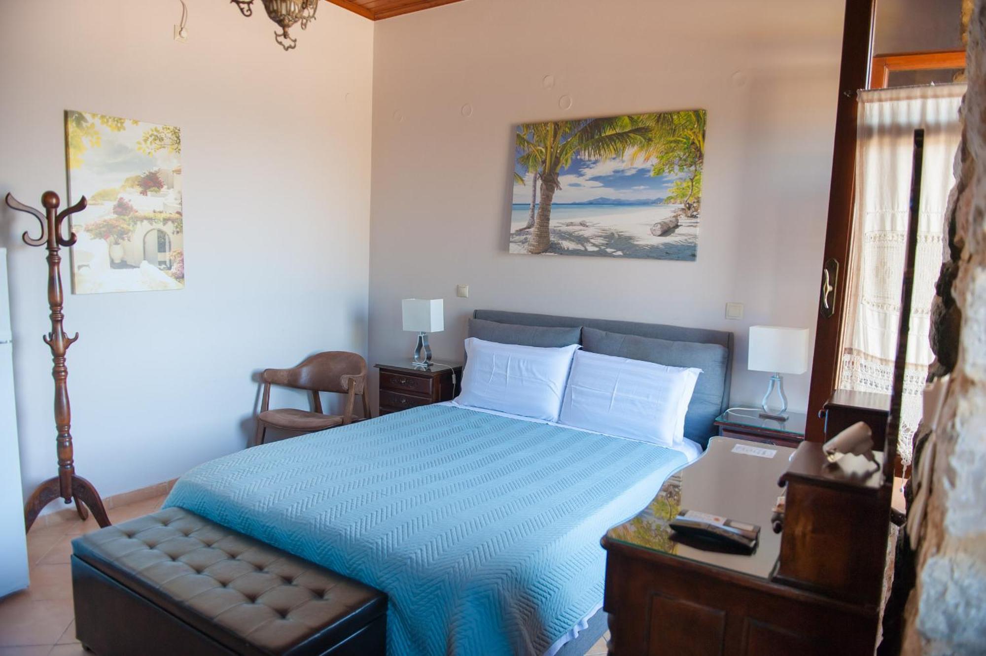 Seafront Stone Suites วอนิตซา ภายนอก รูปภาพ